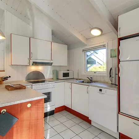 Clari - 500m From The Sea By Interhome Дом отдыха